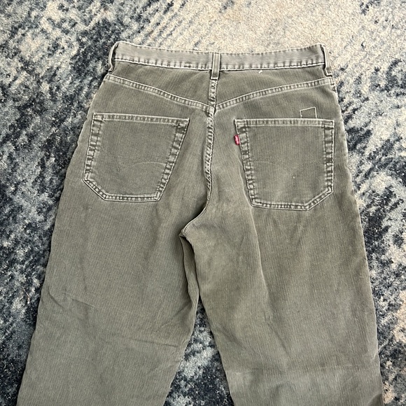 Vintage Levi’s Cords - Picture 4 of 4